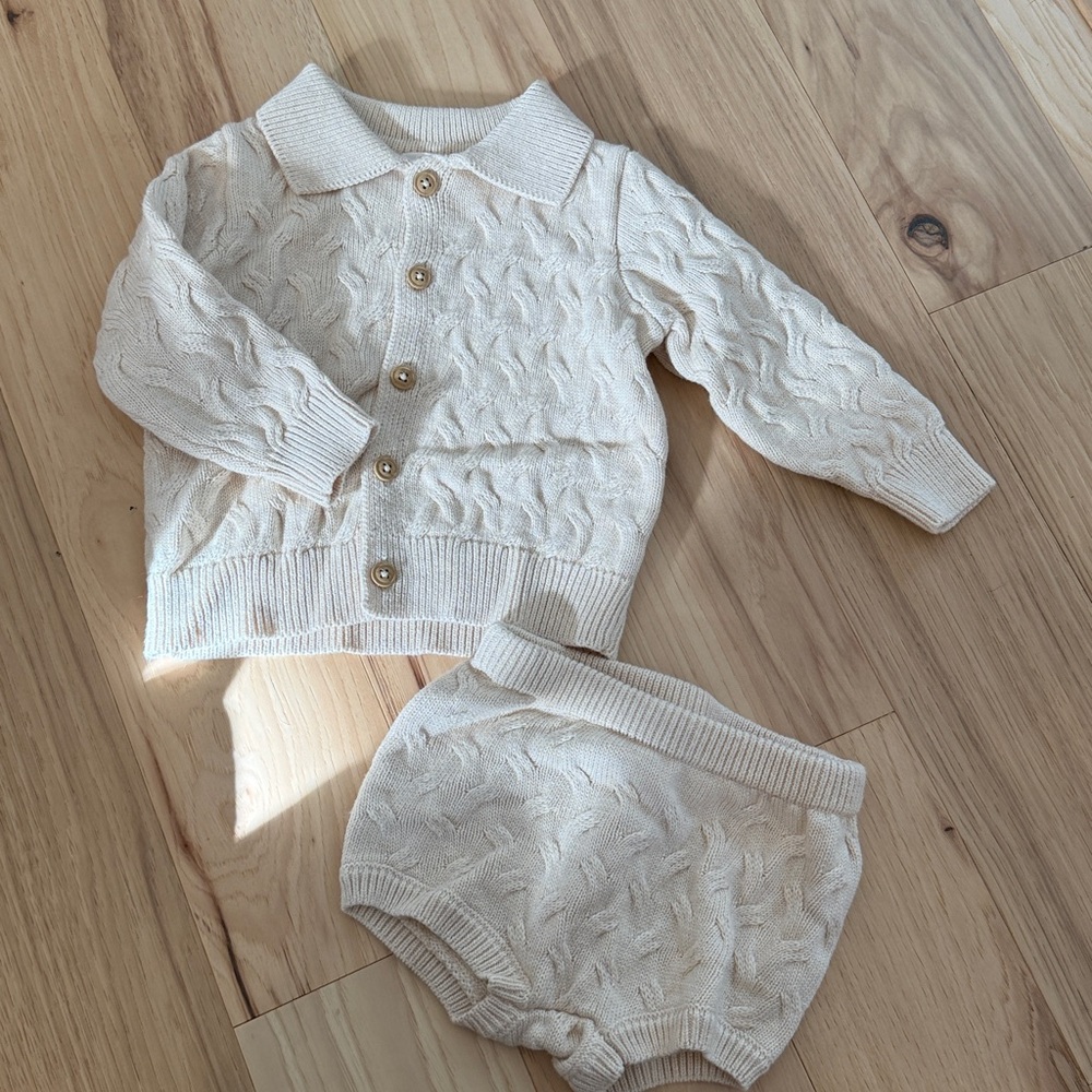 Cat & Jack Cream Kids Matching Set